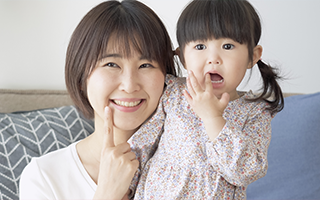 お子さまの将来を考えた小児矯正治療